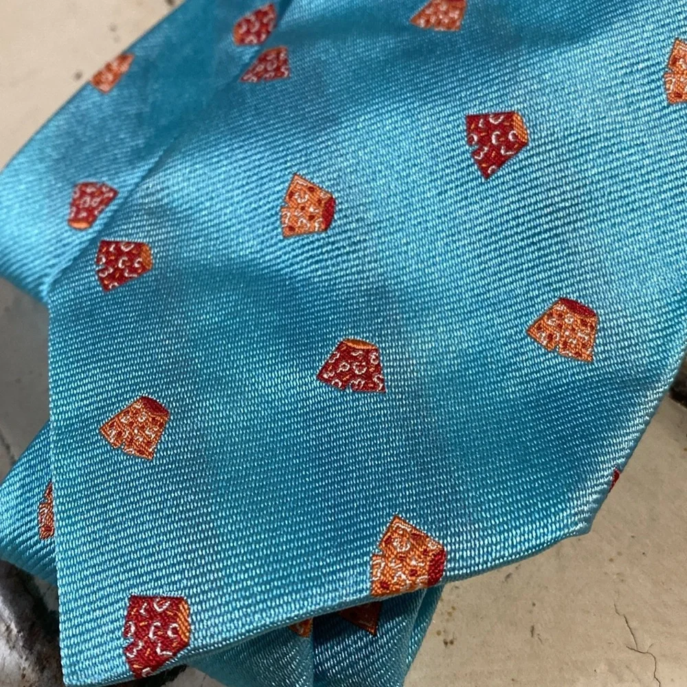 NWT Brooks Brothers 100%silk tie
